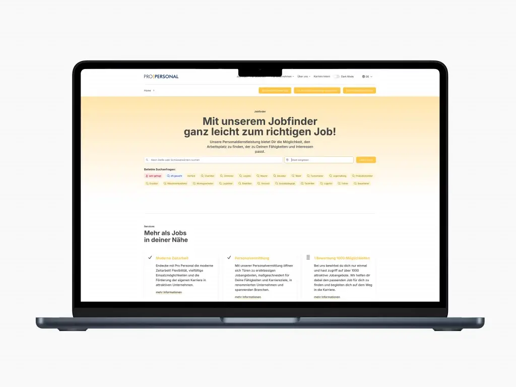 Pro Personal Jobfinder Startseite auf Laptop mit Jobsuche nach Ort und Keyword